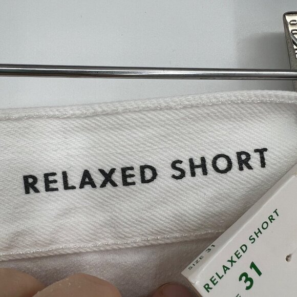 Relaxed denim short in white raw hem woman's size 31 new with tag - Picture 8 of 15